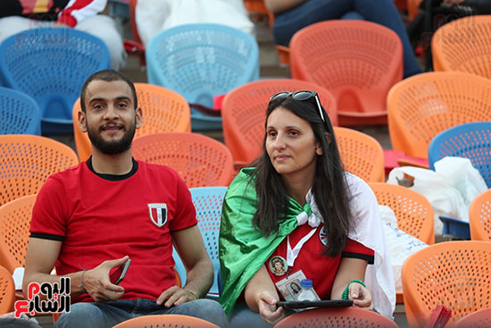 جماهير الجزائر والسنغال 0 (27)