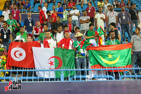 جماهير تونس تؤازر نسور قرطاج أمام منتخب موريتانيا فى الكان (11)