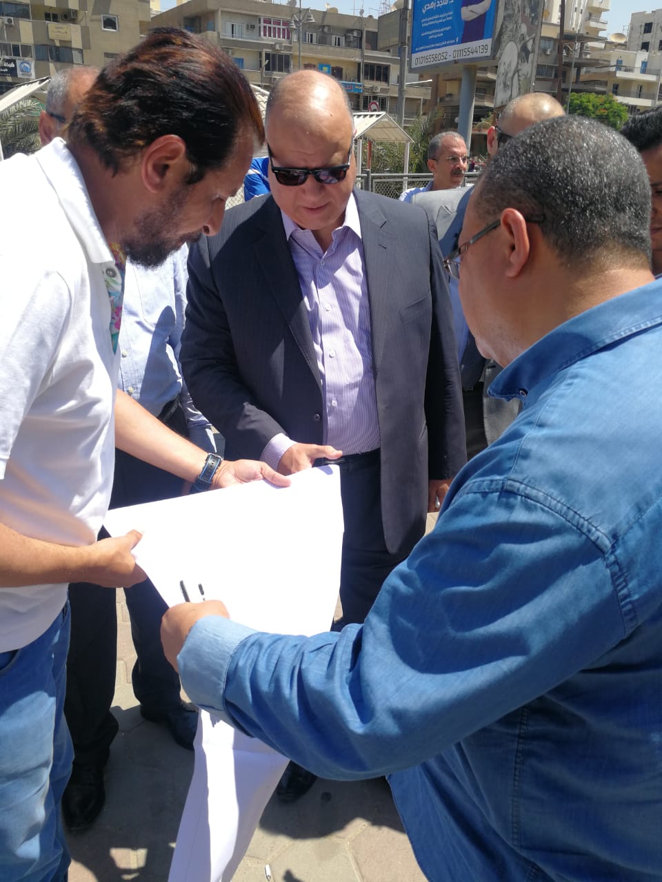محافظ القاهرة يتفقد تطوير شارع أحمد تيسير (4)