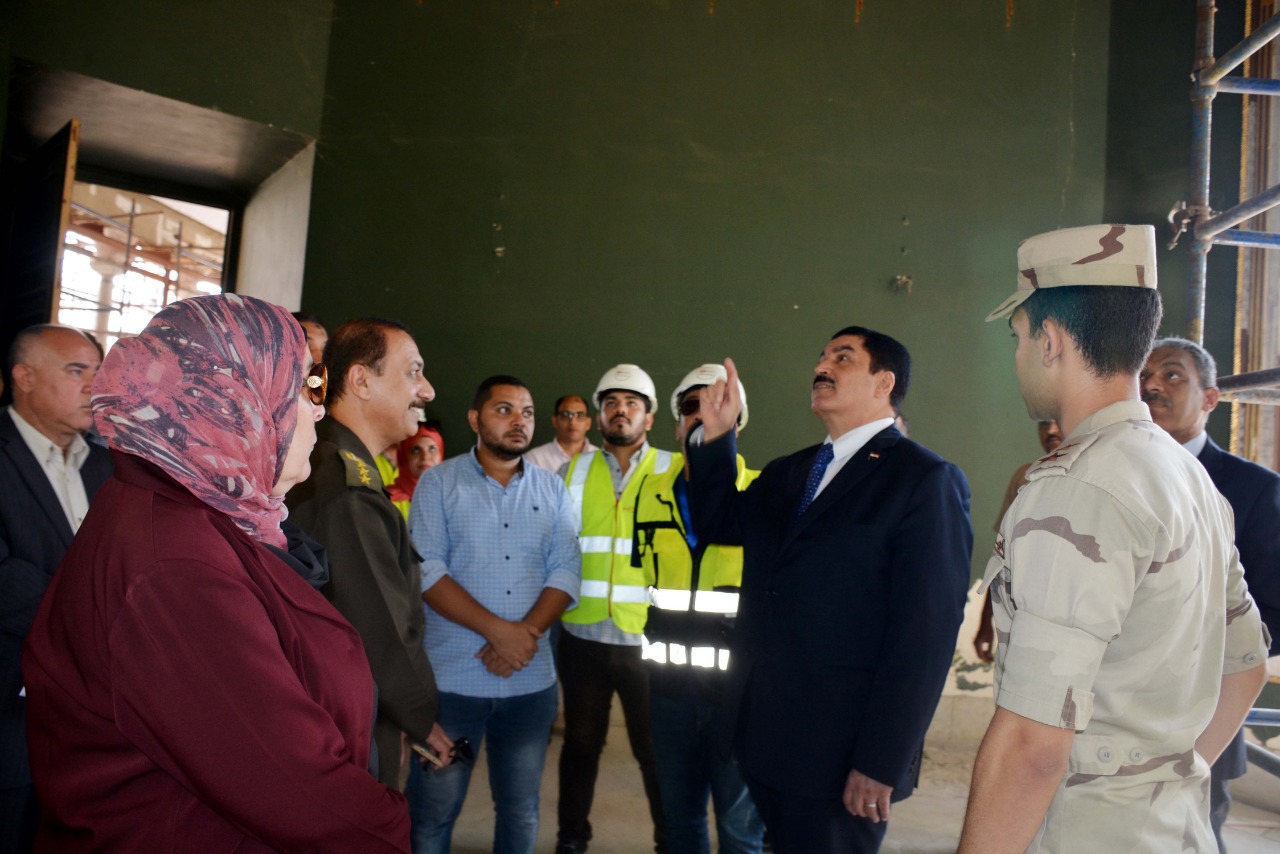 محافظ القليوبية يتفقد أعمال ترميم قصر محمد علي بشبرا الخيمة (4)