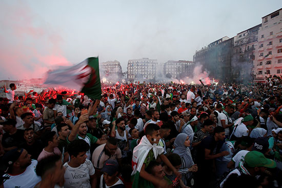 2019-07-19T195448Z_1751181165_RC1261B381B0_RTRMADP_3_SOCCER-NATIONS-SEN-DZA-ALGIERS