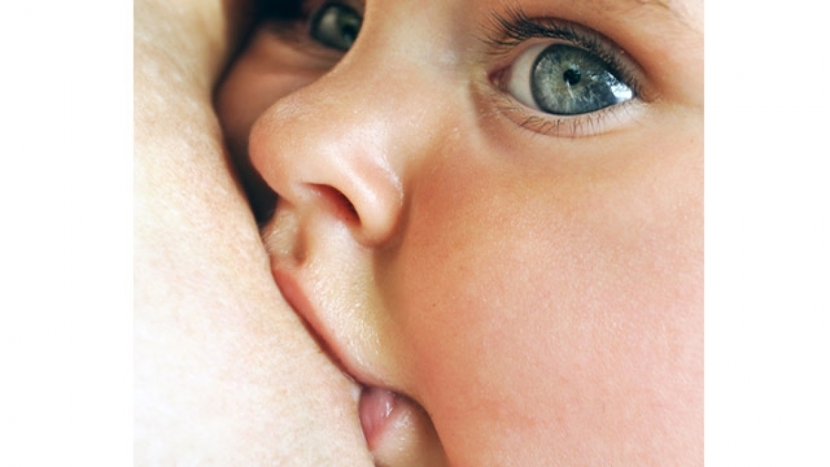 الرضاعة الطبيعية تجعل طفلك اكثر صحة