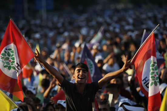 مظاهرات الأكراد جنوب تركيا (1)