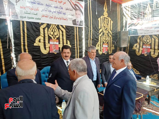 عبد الحكيم عبد الناصر ومحافظ القليوبية يفتتحان ميدان الزعيم بطحانوب (2)