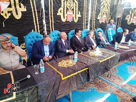 عبد الحكيم عبد الناصر ومحافظ القليوبية يفتتحان ميدان الزعيم بطحانوب (4)