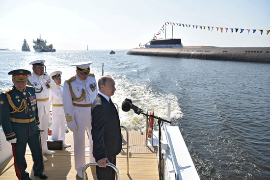 الرئيس-الروسى-فى-احتفالات-البحرية