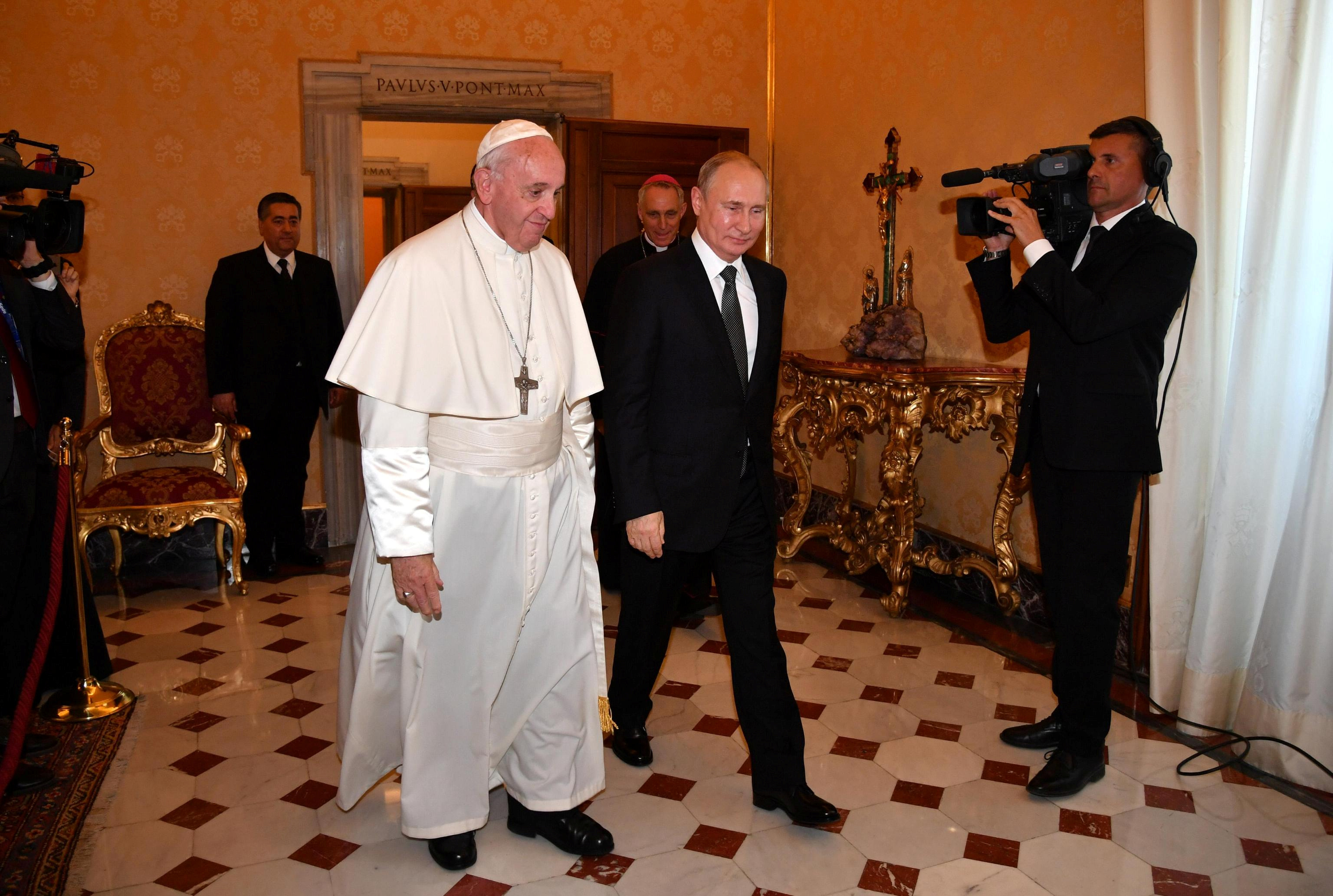 الرئيس الروسى وبابا الفاتيكان