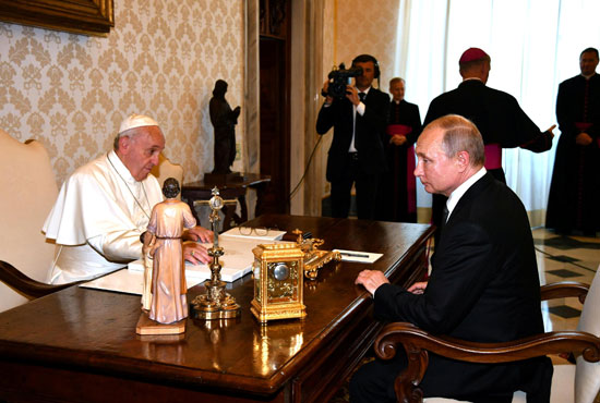 بابا-الفاتيكان-والرئيس-الروسى