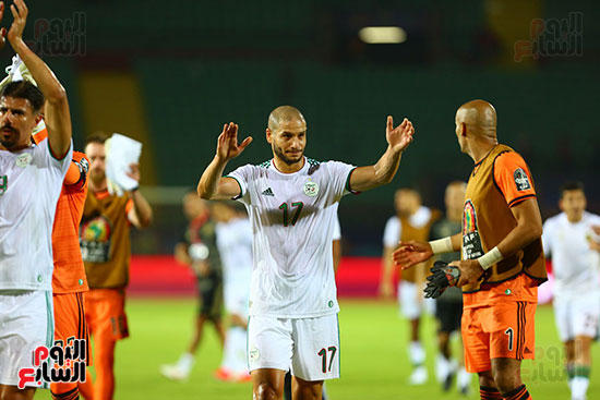 فرحة لاعبي الجزائر بالتأهل