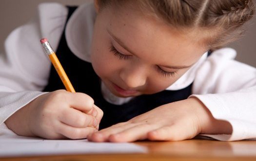 نصائح لتعليم الطفل الكتابة (3)