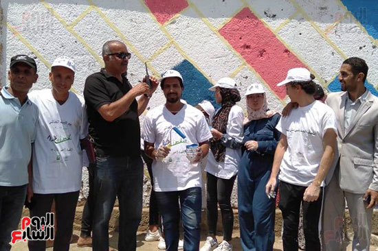 حملة تشجير ونظافة وورش عمل فنية بمدينة العياط (9)