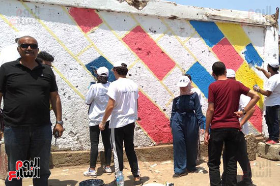 حملة تشجير ونظافة وورش عمل فنية بمدينة العياط (2)
