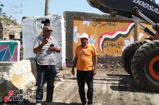 حملة تشجير ونظافة وورش عمل فنية بمدينة العياط (15)