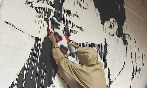 بانسكى يرسم بانسكى يرسم