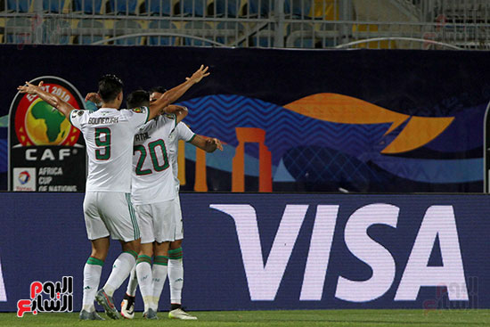 الجزائر وغينيا 0 (21)