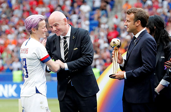 الرئيس الفرنسى يشارك فى نهائيات كأس العالم للسيدات
