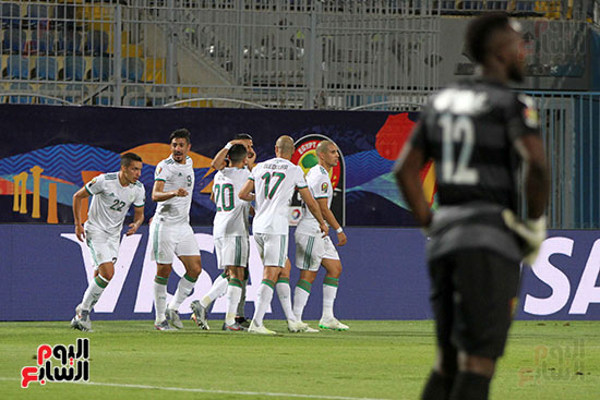 الجزائر وغينيا 0 (24)