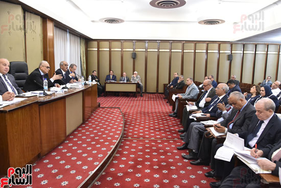 اجتماع اللجنة التشريعية بالبرلمان (2)