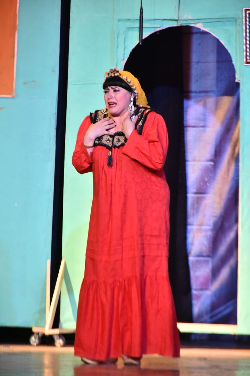 هند عاكف تعرض المسرحية علي مسرح رومانس