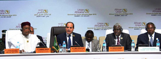 الرئيس السيسى - افتتاح قمة الاتحاد الأفريقى الاستثنائية بالنيجر (4)