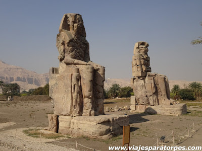 تمثال امنحتب الثالث تمثال امنحتب الثالث