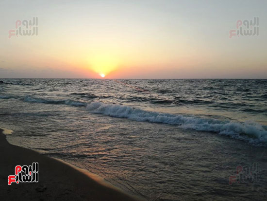 شواطئ العريش قبلة السيناوية خلال ليالى الصيف (2)