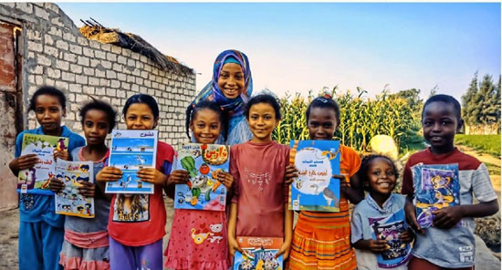 عربية الحواديت توفر كتب لأطفال القرى والنجوع (6)