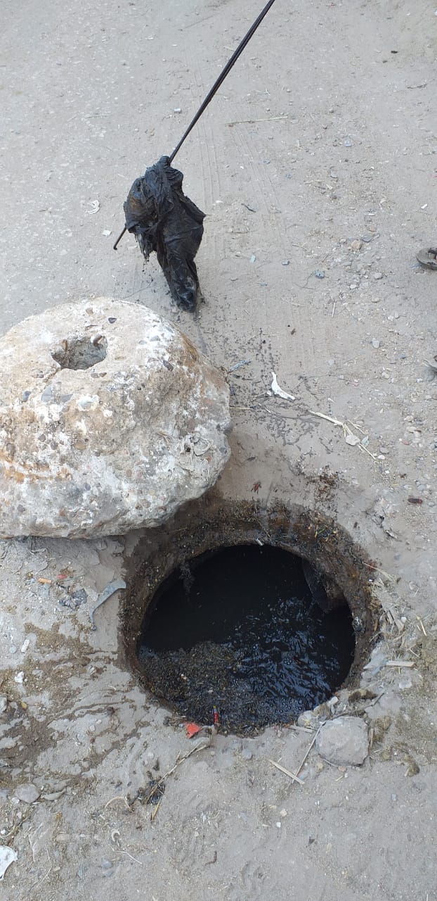 عطل بالصرف الصحى بمنطقة الشابورى بمدينة الخانكة  (2)
