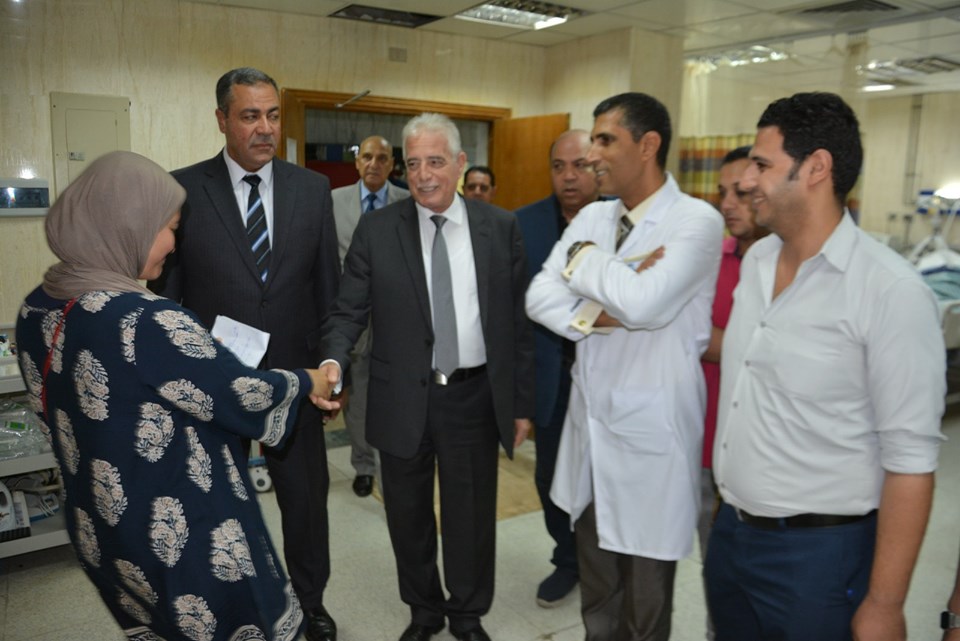 محافظ جنوب سيناء يزور مستشفى الطور العام  (1)
