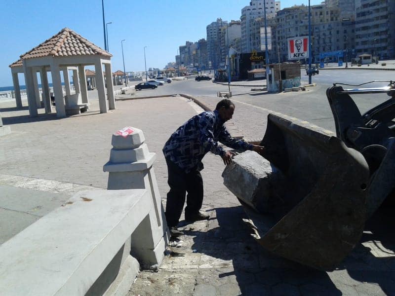 تطهير الشواطئ وسط الاسكندرية (3)