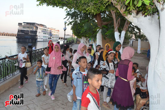 اطفال-الاقصر-يحتفلون-بالعيد-في-الملاهي-وكورنيش-النيل--(12)