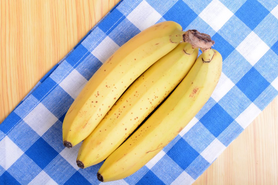 ماسك الموز والبيض لشعر صحى  (1)