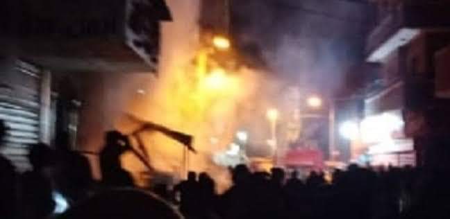اثار الحريق بشارع مصر (5)