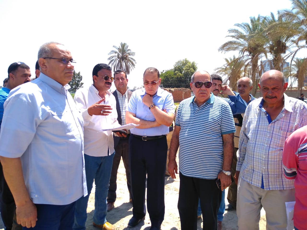 محافظ الشرقية يقود حملة لإزالة تعد على 11 قيراطا زراعيا بقرية شيبة  (3)