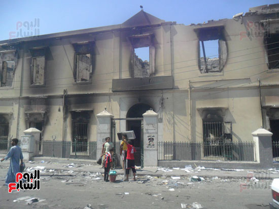 حرق وسلب مدرسة الراهبات