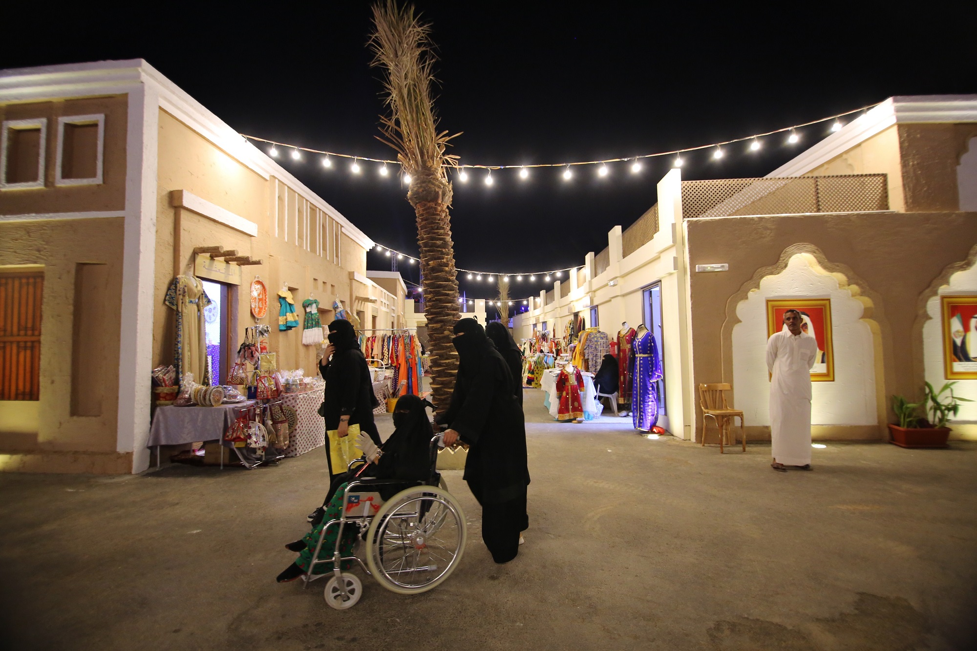 التراث الإماراتي حاضراً في النسخة الـ 13 من مهرجان سوق عكاظ بالطائف (1)