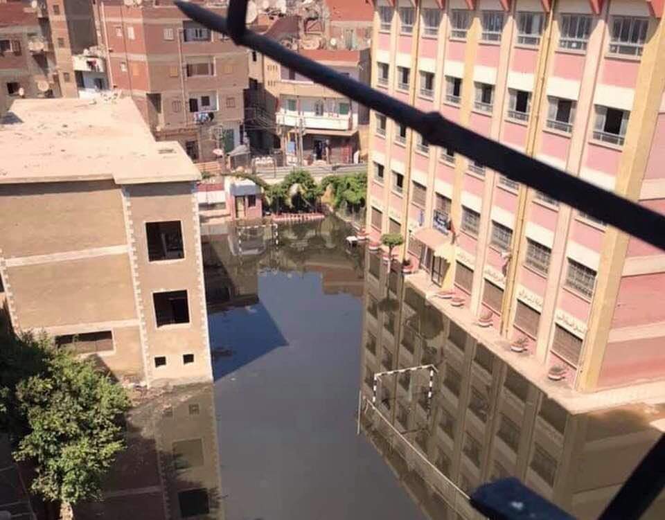 المياه تغمر مدرسة بمركز طنطا (2)