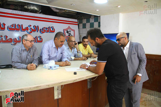 أحمد مرتضى يقدم أوراق ترشحه فى انتخابات الزمالك (3)