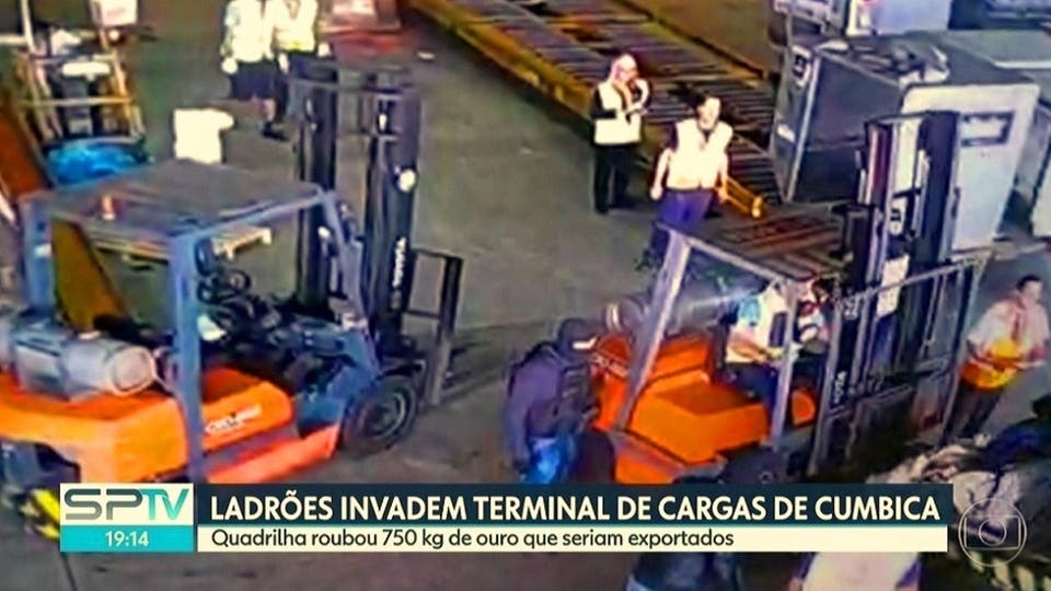 عصابة تسرق  750 كيلوجرام من مطار بساوباولو