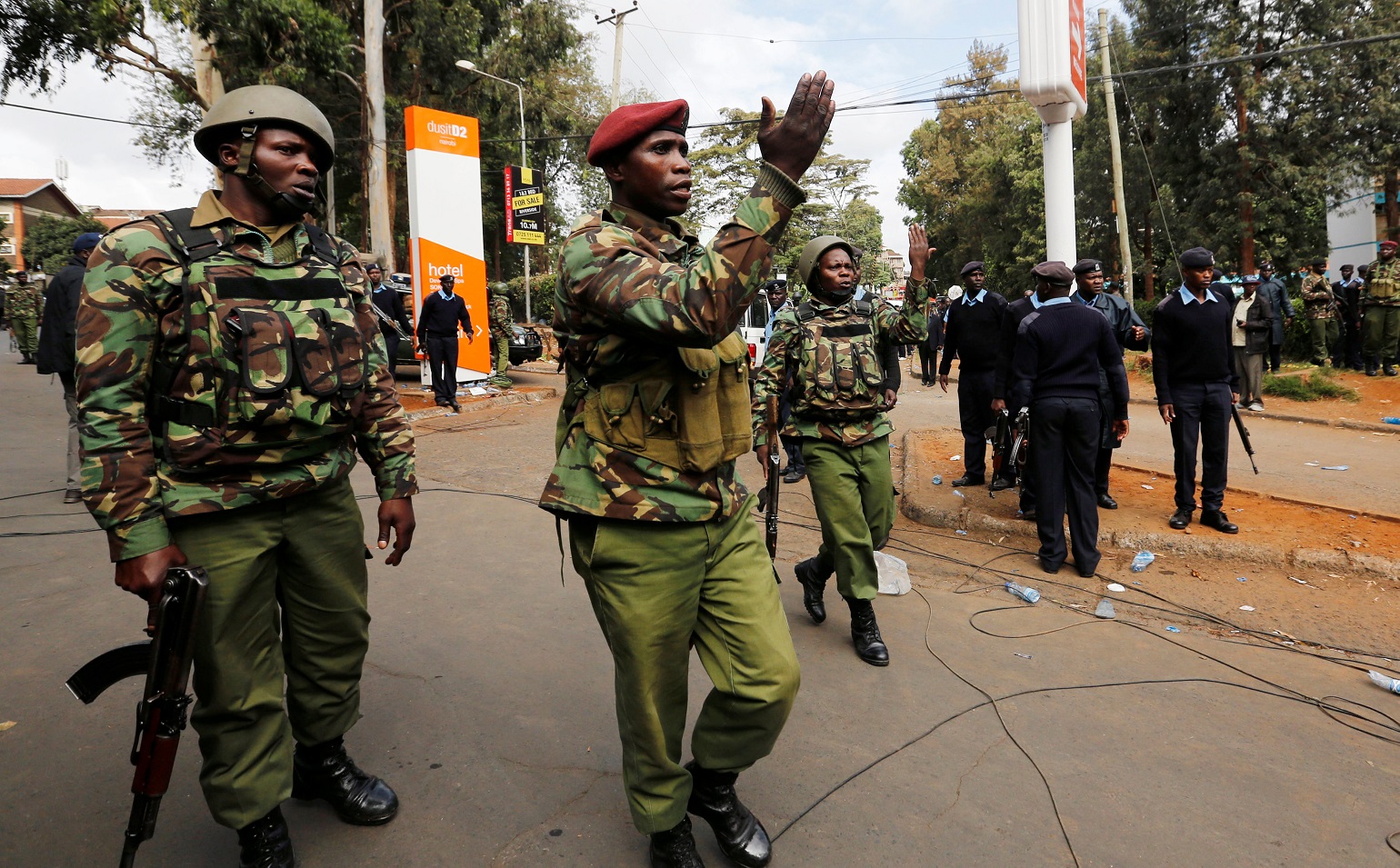 شرطة كينية أو شرطة إفريقية