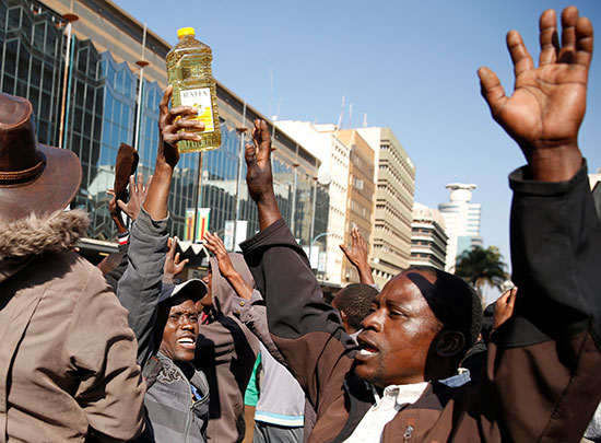 احتجاجات-زيمبابوى-(6)