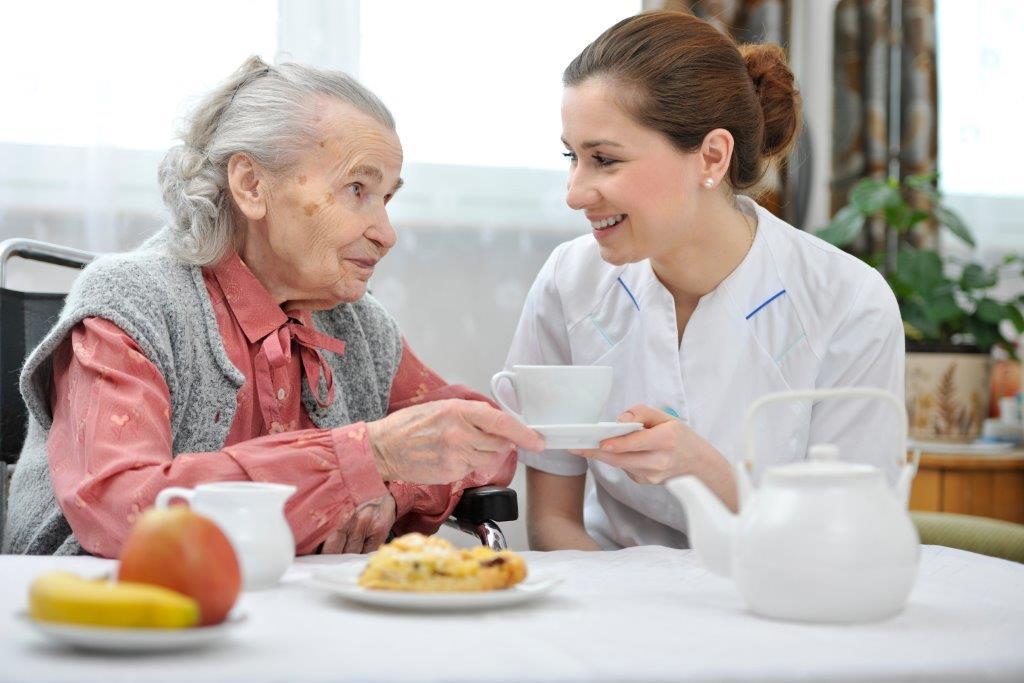 نصائح للتغذية لكبار السن (1)