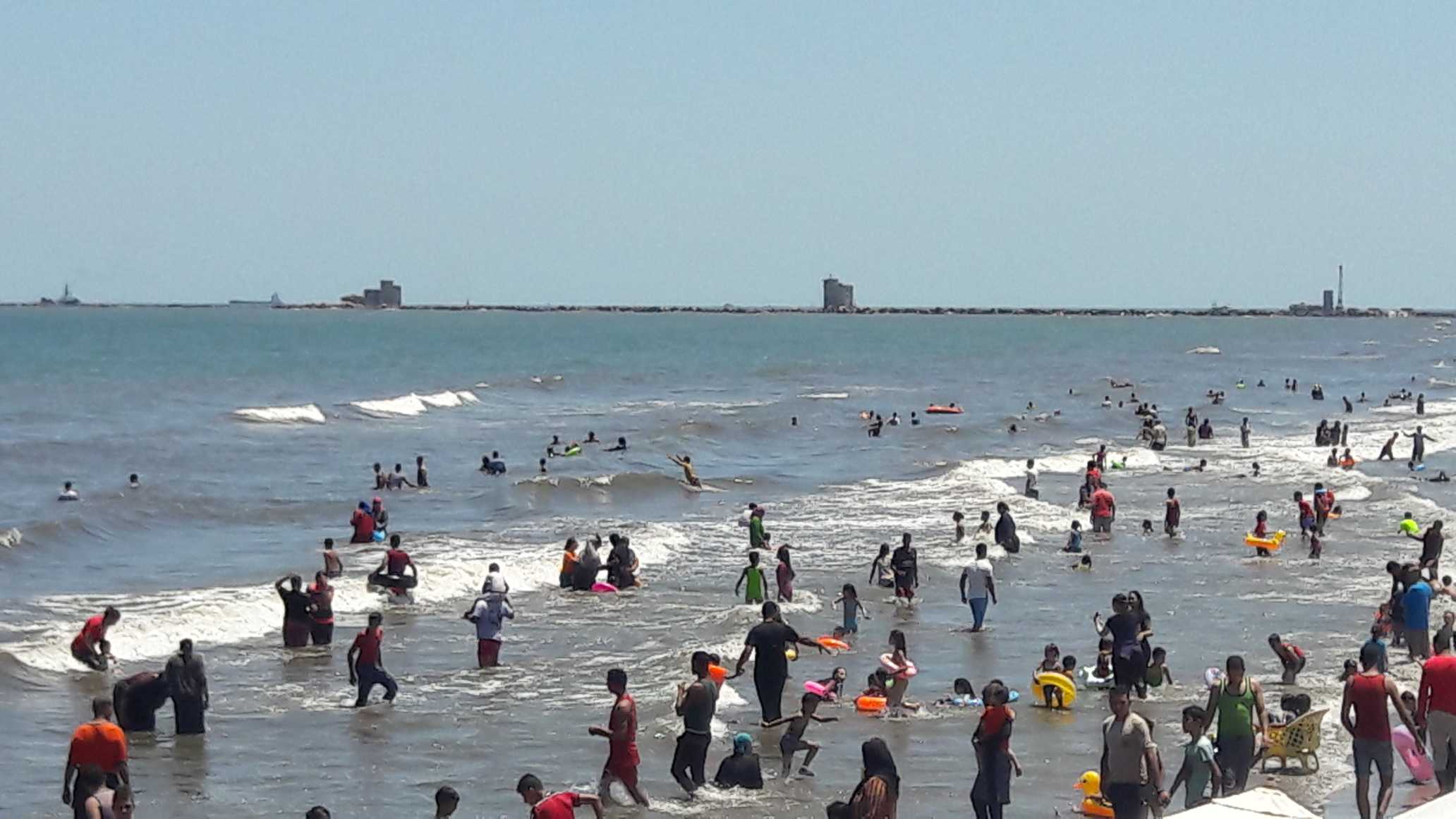 مصيف شاطئ البحر الأبيض المتوسط ببورسعيد (14)