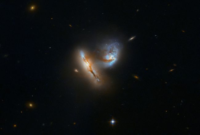 Hubble image of the cosmic dance