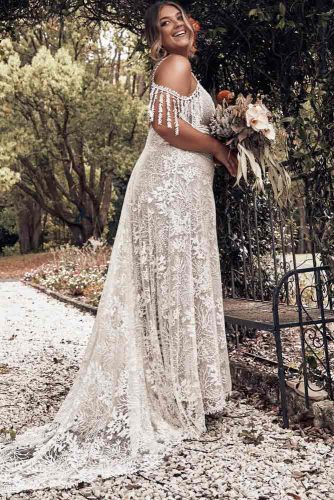 plus-size-wedding-dresses-boho-lace-shoulder-off-334x500