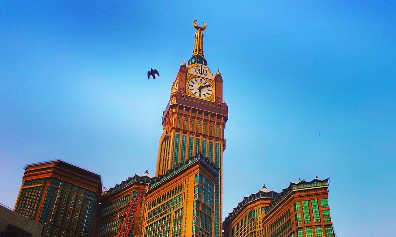 فى اليوم العالمى للتصوير.. عمر يشارك بصورة لبرج الساعة بمكة المكرمة فى اليوم العالمى للتصوير.. عمر يشارك بصورة لبرج الساعة بمكة المكرمة