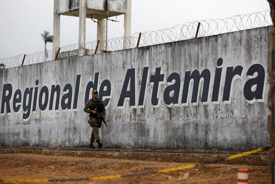  تشديدات أمنية حول سجن برازيلى بعد اشتباكات (3)