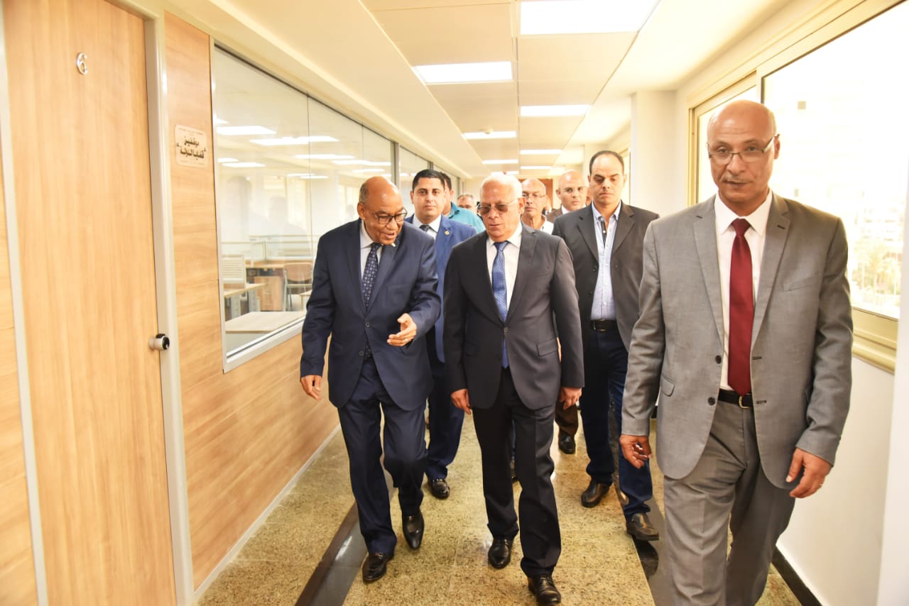 محافظ بورسعيد يفتتح مقر هيئة قضايا الدولة بالمحافظة (6)