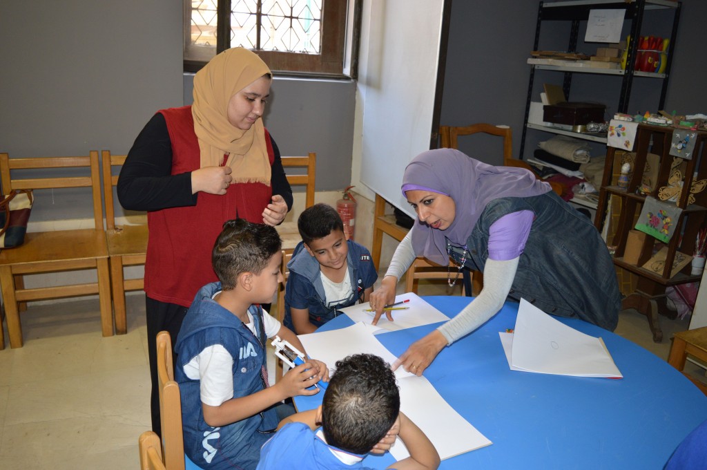 مشاركة الأطفال فى ورشة الرسم بالمتحف الفن الإسلامى (5)