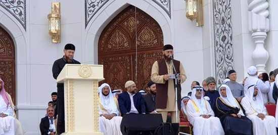 رئيس الشيشان يبكى خلال افتتاح أكبر مسجد بأوربا فى ذكرى والده (4)